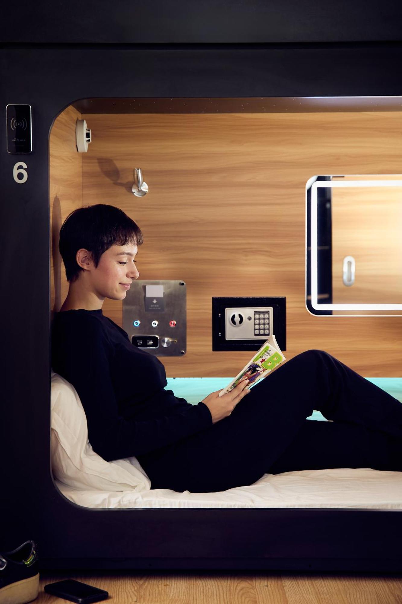 Capsule Hotel มอนทรีอัล ภายนอก รูปภาพ
